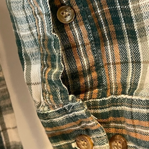 Woolrich Vintage Long Sleeve Button Down Size XL Dark Pine Plaid - Picture 7 of 11